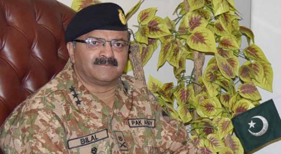 پاکستان کے نئے سفیر لیفٹیننٹ جنرل (ر) بلال اکبر ریاض پہنچ گئے
