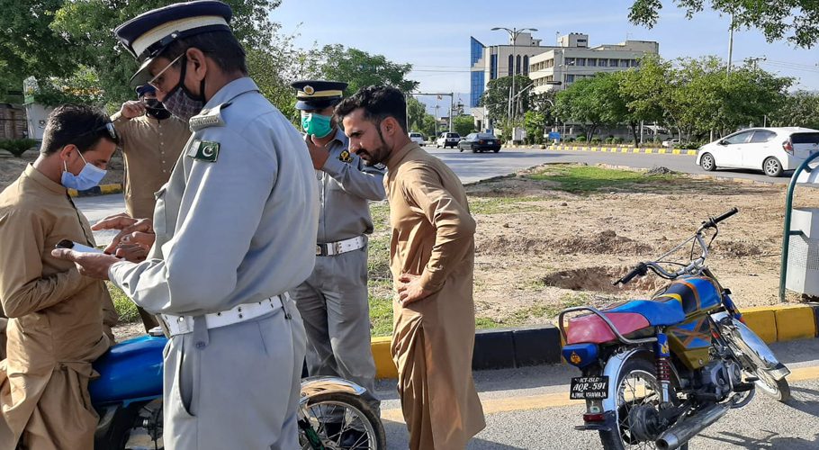 cracks down on public vehicles for violating rules in Islamabad