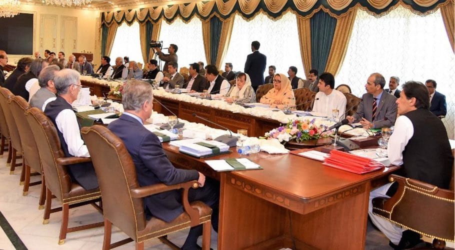 وزیرِ اعظم کورونا کی صورتحال پر غور کیلئے وفاقی کابینہ اجلاس کی صدارت آج کریں گے