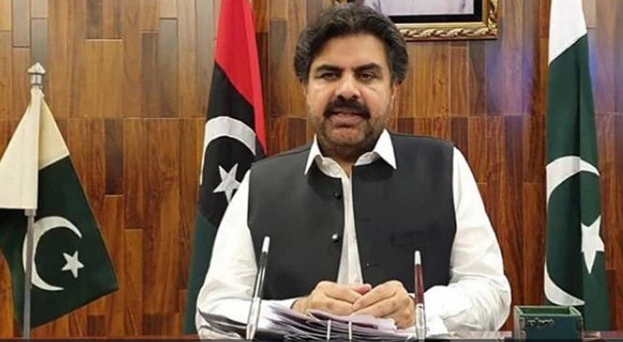 گورنر راج کی بات، ناصر حسین نے عامر خان کو دماغی معائنے کا مشورہ دے دیا