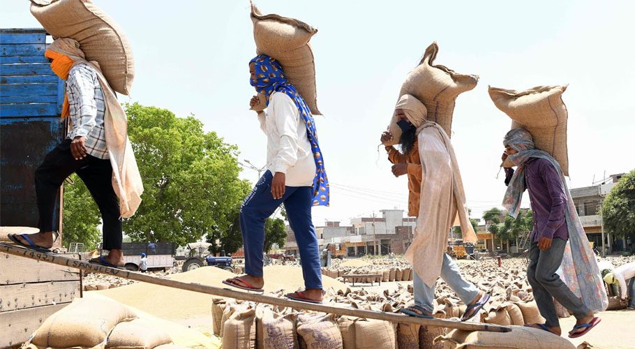پاکستان سمیت دُنیا بھر میں جفاکش مزدوروں کا عالمی دن آج منایا جارہا ہے