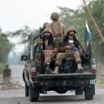 بلوچستان، ہلمرگ میں سیکیورٹی فورسز کا آپریشن، 2 دہشت گرد ہلاک، 1 جوان شہید