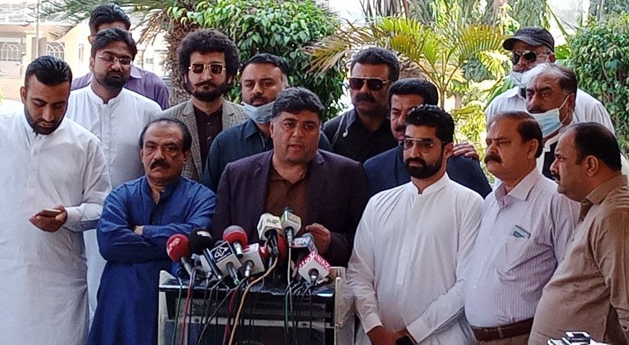 این ایف سی پر تنقید کرنے والوں میں خود ریونیو جمع کرنے کی اہلیت نہیں۔بلال غفار