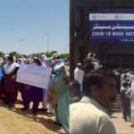 اسلام آباد میں طبی عملہ سراپا احتجاج، اوورسیزپاکستانیوں کا ویکسینیشن سینٹر پر حملہ