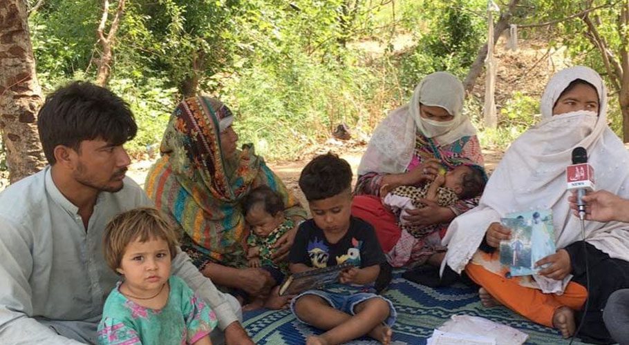 قبضہ مافیا کے خوف نے گھر کے 6افراد کی زندگیاں چھین لیں، بیوہ خاتون کی انصاف کیلئے دہائیاں