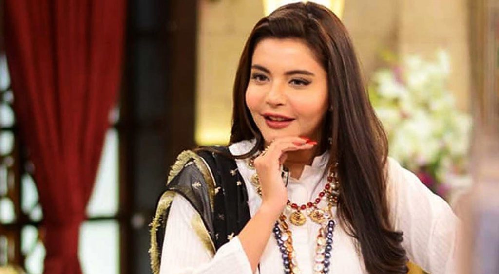 استنبول میں چوری کی واردات، ندا یاسر ہیرے کی انگوٹھیوں اور چین لاکٹ سے محروم
