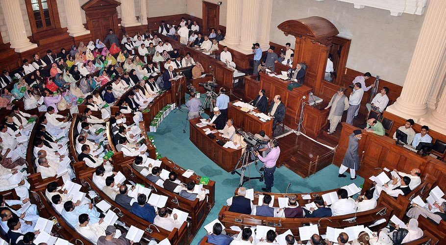 پنجاب حکومت نئے مالی سال کا 2 ہزار 653ارب روپے کا بجٹ آج پیش کرے گی