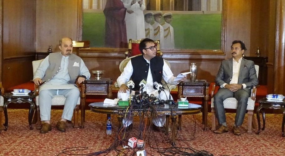 عوام نے تحریکِ انصاف کو مینڈیٹ دیا، ہم بتاتے ہیں سندھ حکومت کیا کر رہی ہے۔شہباز گل