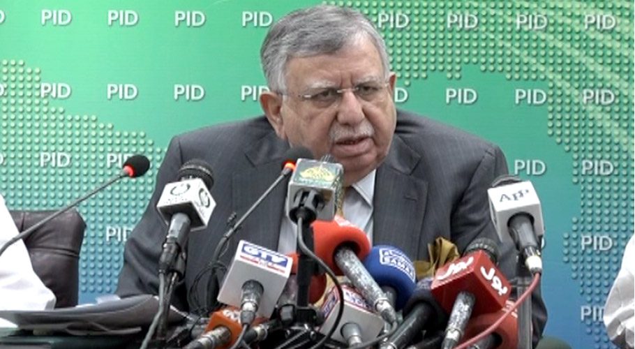 تاجروں کے ساتھ مل کر ملک کو آگے لے کر جانا ہے، شوکت ترین