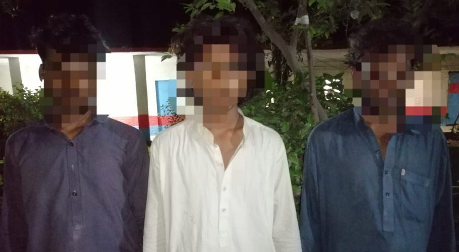 کراچی سے لوٹی گئی موٹر سائیکلز کے پرزے بلوچستان میں بیچنے والے باپ بیٹا گرفتار
