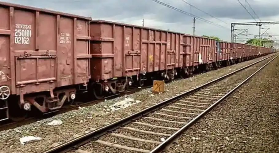 Five goods train bogies derail