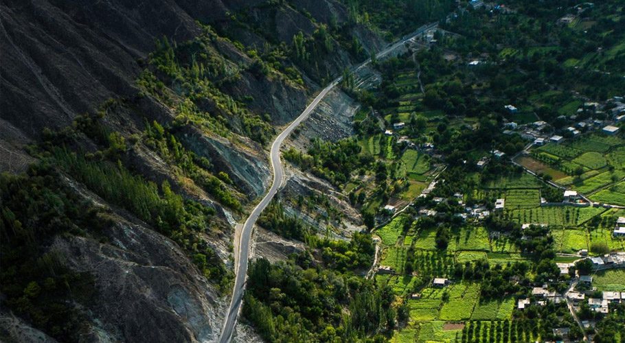 شدید بارشیں اور لینڈ سلائیڈنگ، شاہراہِ قراقرم ہر قسم کی ٹریفک کیلئے بند