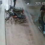 نوجوان طالبِ علم کا 1لاکھ کا فون چھن گیا، سندھ حکومت ڈاکوؤں کے خلاف ایکشن کیلئے تیار