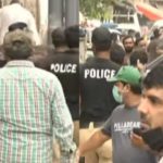 کراچی، جوبلی مارکیٹ میں نالوں پر قائم دکانیں گرانے کاکام شروع، متعدد دکاندار گرفتار