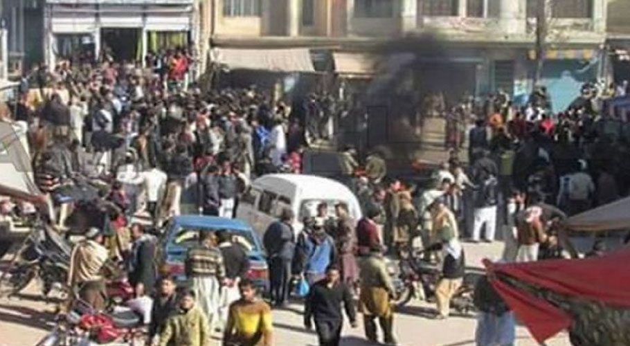 آزادکشمیر کے انتخابات پر خون کا رنگ چڑھنے لگا، سیاسی کارکنوں کے تصادم میں ایک شخص جاں بحق