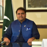 فیس بک اور گوگل نے پاکستان سے 7.5ارب کے اشتہارات حاصل کیے۔وزیرِ اطلاعات
