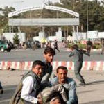 کابل ایئر پورٹ کے قریب 2 دھماکے، 13افراد ہلاک، متعدد زخمی، غیر ملکی میڈیا