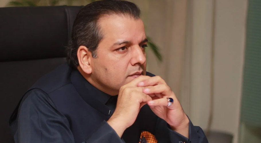 کورونا ویکسین نہ لگوانے والے اساتذہ کو اسکول آنے کی اجازت نہیں۔حکومت کا بڑا اعلان