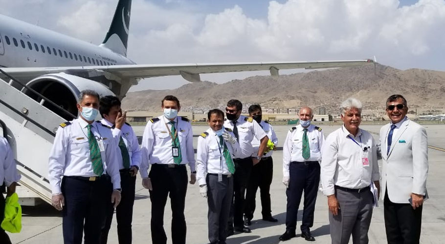 پی آئی اے کی دونوں پروازیں 390مسافروں کو کابل سے اسلام آباد لیکر پہنچ گئیں