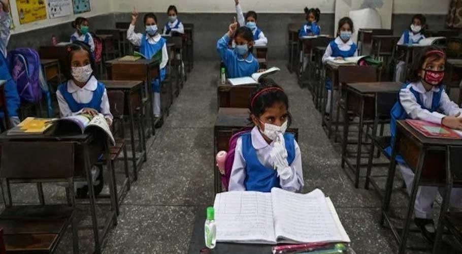 طلبہ و طالبات کی چھٹیاں ختم، کراچی سمیت سندھ بھر کے تعلیمی ادارے کھل گئے