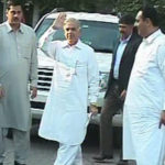 شہباز شریف کی سابق صدر مرحوم ممنون حسین کے گھر آمد، اہل خانہ سے تعزیت کی