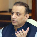 عمران خان سیاست کریں لوگوں کو ورغلائے نہیں ، علیم خان