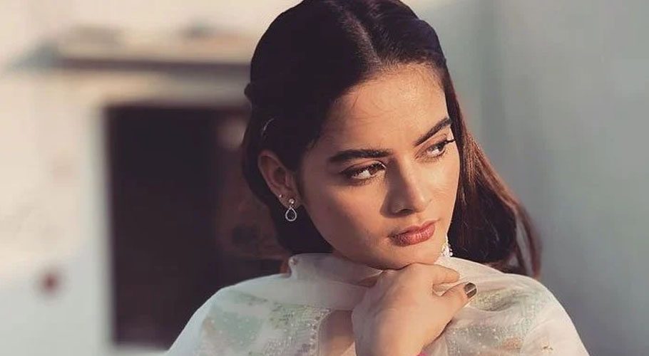 Minal Khan reveals secret of her flawless skin