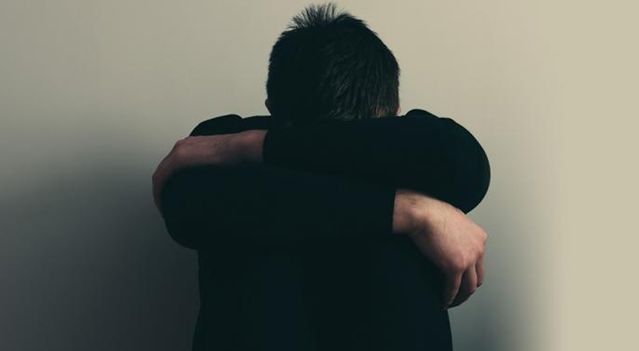 فرسٹ ائیر کے طالب علم کو اغوا کرکے کار سوار ملزمان کی مبینہ اجتماعی ذیادتی