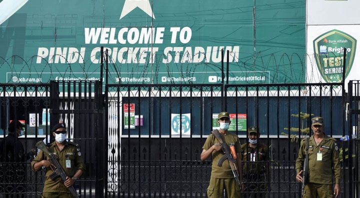 New Zealand players reach Dubai after abandoning Pakistan tour