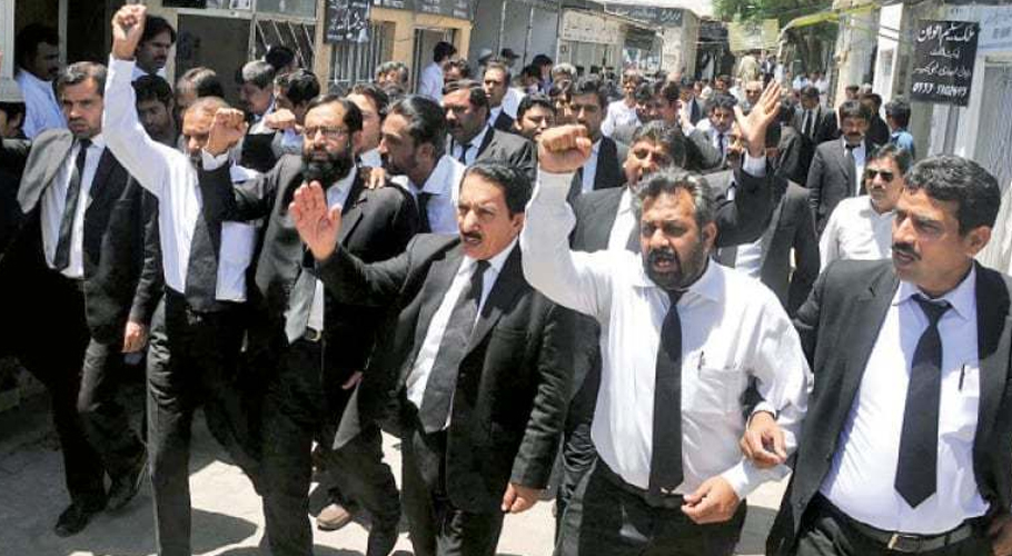 Lawyers boycott court proceedings across Pakistan