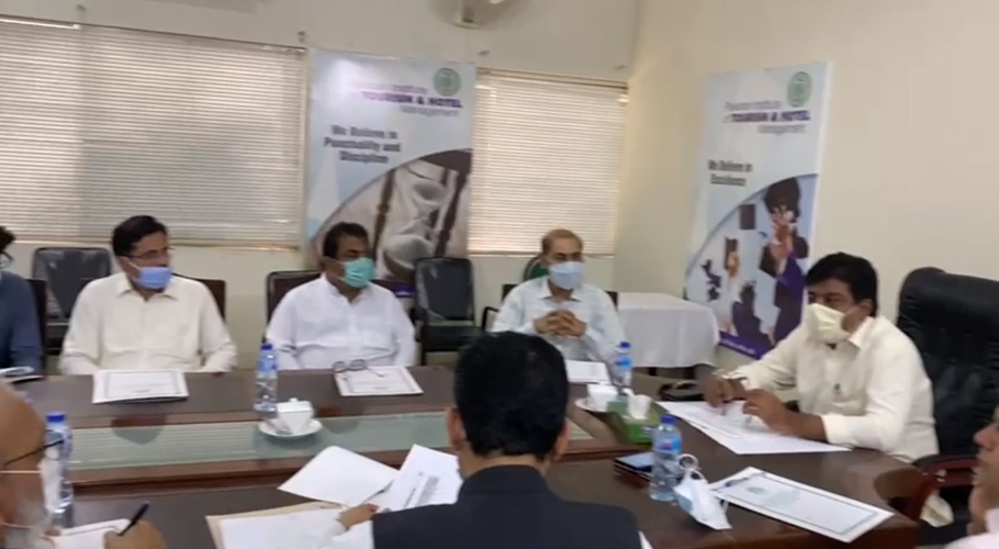 وزیر تعلیم سندھ نے اسکولز کھولنے کو ویکسینیشن سے مشروط قرار دے دیا