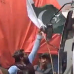 پاکستانی پرچم اتارنے والے طالب کو گرفتار کرلیا، واقعے پر پاکستان سے معذرت خواہ ہیں، ذبیح اللہ مجاہد