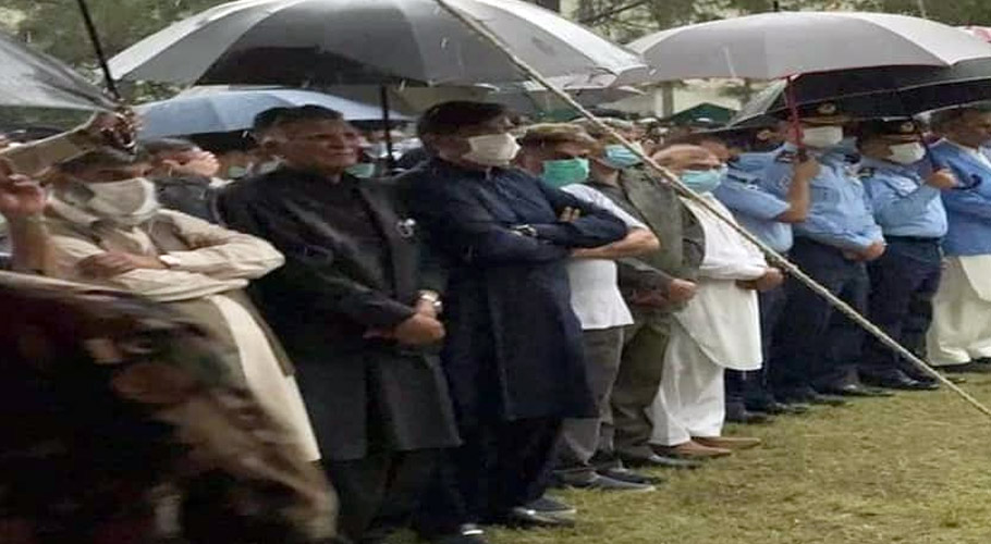 صدر اور وزیر اعظم کی ڈاکٹر قدیر کی نماز جنازہ میں عدم شرکت، صرف وزیر اعلیٰ سندھ شریک ہوئے