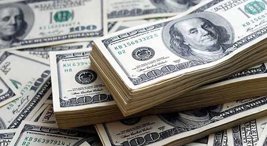 ڈالر کی اونچی اُڑان جاری، پھر مہنگا ہوگیا