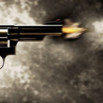 کراچی، یونیورسٹی روڈ پر فائرنگ، نمائش چورنگی پر 2 ملزمان حادثے کا شکار