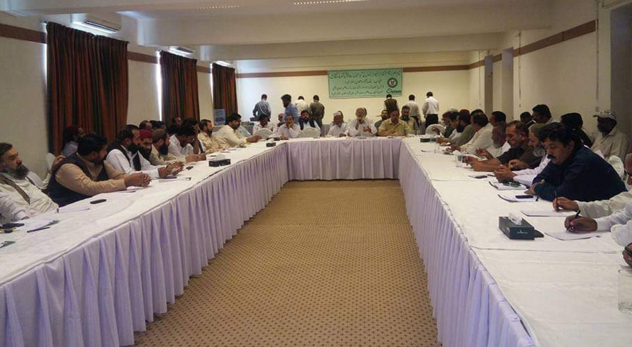 پٹرولیم قیمتوں میں اضافے کیخلاف ٹرانسپورٹرز نے ہڑتال کا عندیہ دیدیا