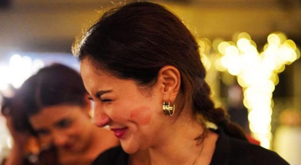 بغیر کوئی سوال کیے مدد کرنے والے لوگ غیر اہم سمجھے جاتے ہیں۔ہانیہ عامر