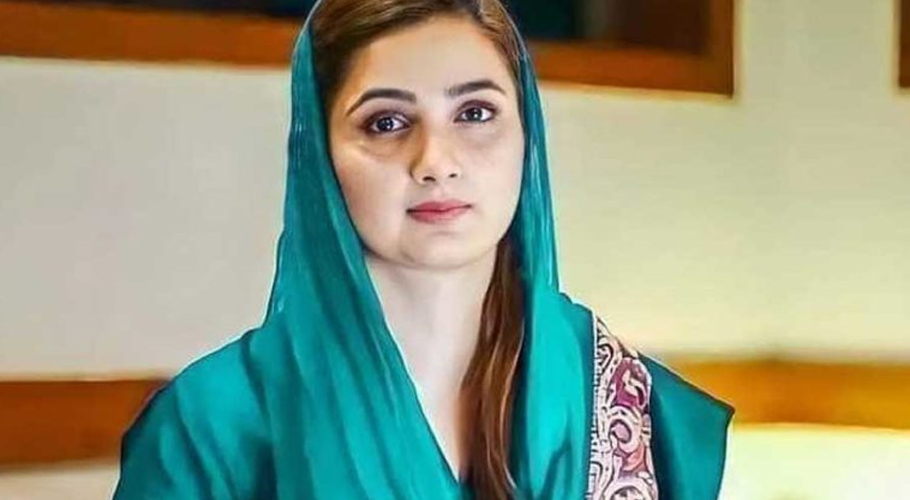 ثانیہ عاشق کی نازیبا ویڈیو پر ایف آئی اے سے قانونی کارروائی کی درخواست