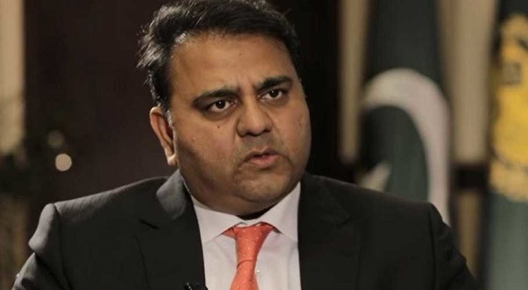 جی نجی چینلز پی ٹی وی کی فیڈ استعمال کریں گے پیسے دیں گے، فواد چوہدری