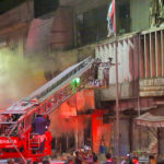 کراچی، صدر مارکیٹ میں آتشزدگی سے 2افراد زخمی، آگ پر قابو پالیا گیا