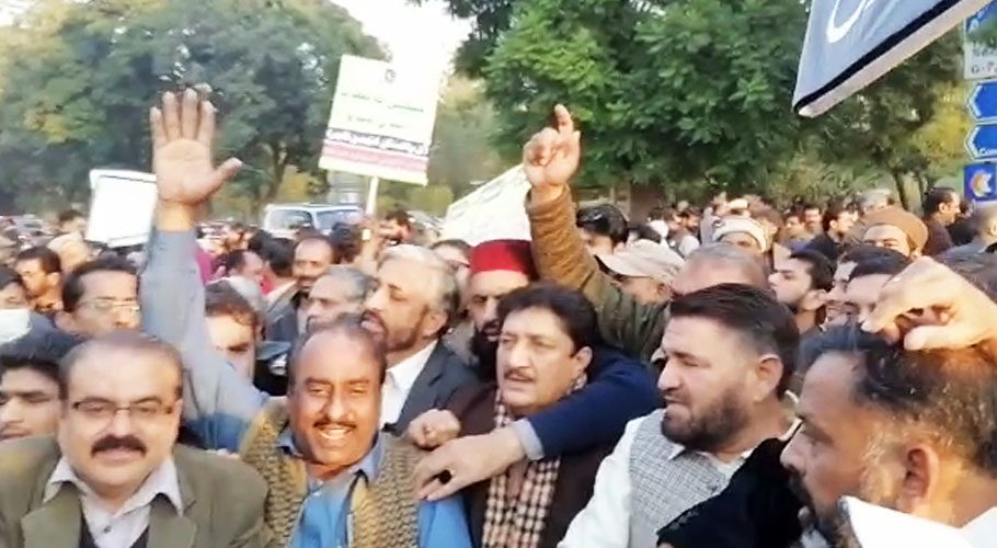 تاجروں سے بجلی کے بلوں کے ساتھ فکسڈ ٹیکس کی وصولی ختم کرنے کا فیصلہ