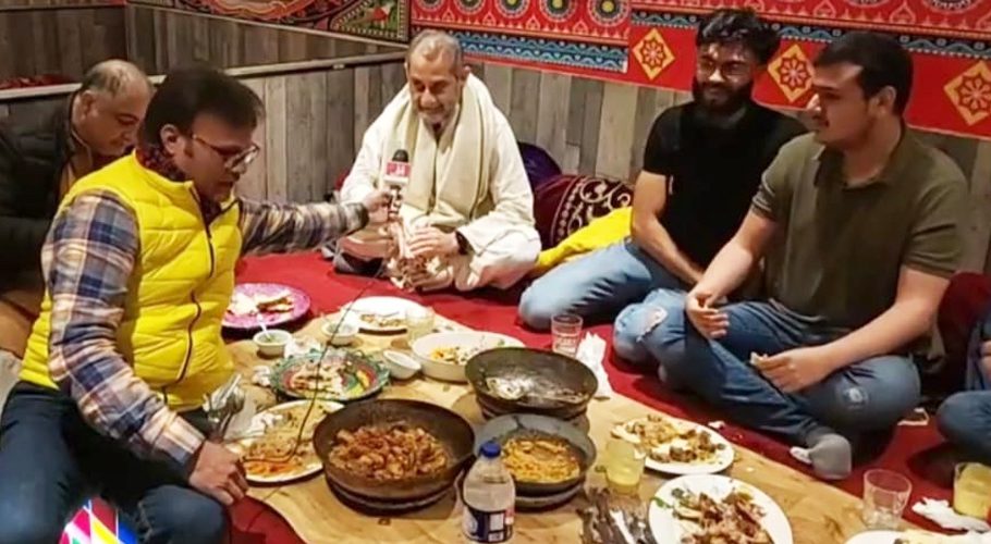 لندن میں بھی پاکستانیوں کی جانب سے دیسی کھانوں کی روایات بر قرار