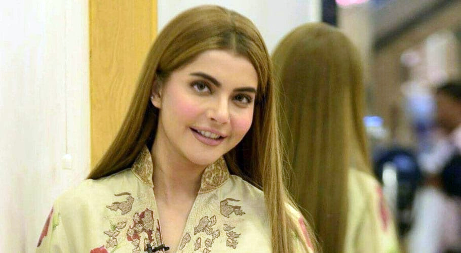 سوشل میڈیا صارفین ندا یاسر پر برہم، مارننگ شو بندکرنے کا مطالبہ