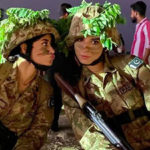 صنفِ آہن سے اداکارہ سجل علی کی فوجی لباس میں نئی تصویر وائرل