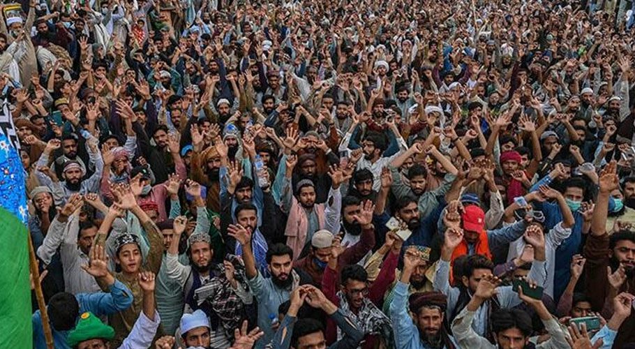 وفاقی حکومت نے کالعدم ٹی ایل پی سے پابندی ہٹانے کی منظوری دیدی