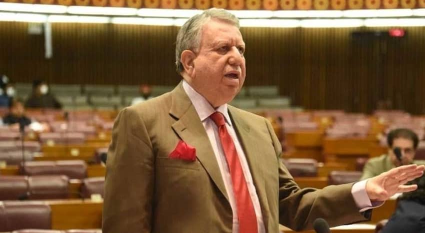 Pakistan’s economic indicators positive despite challenges, says Tarin
