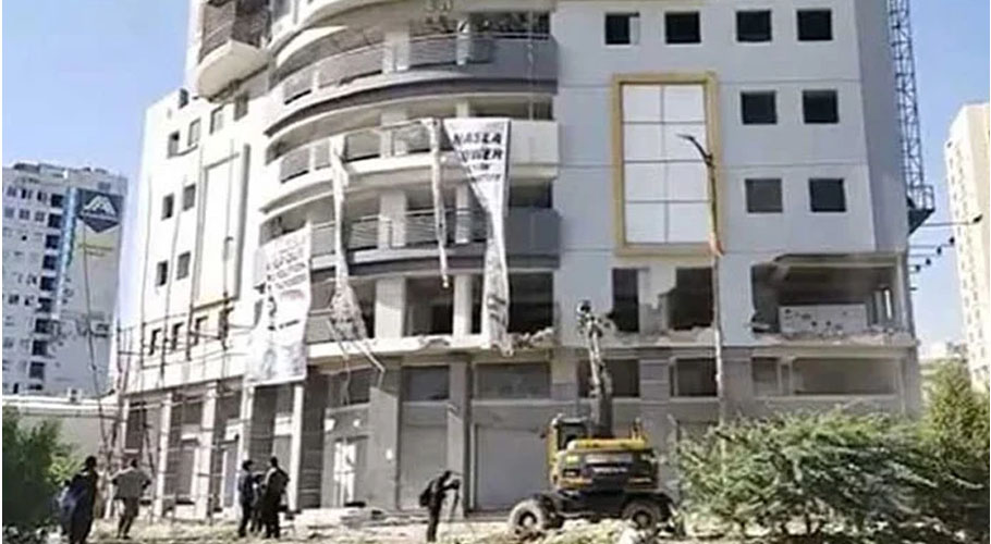 نسلہ ٹاور کی بالائی منزلیں گرانیکا کام جاری، مکینوں کو ادائیگی نہ ہوسکی