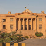 عدالت نے کے ایم سی کو کے الیکٹرک کے ذریعے ٹیکس کی وصولی سے روک دیا