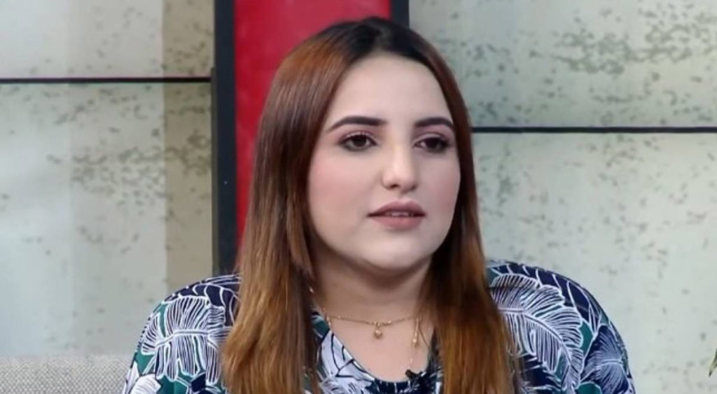 تحقیقات سے نہیں گھبراتی، روپے کو ڈالر میں تبدیل کروانے پر رونا آتا ہے۔حریم شاہ