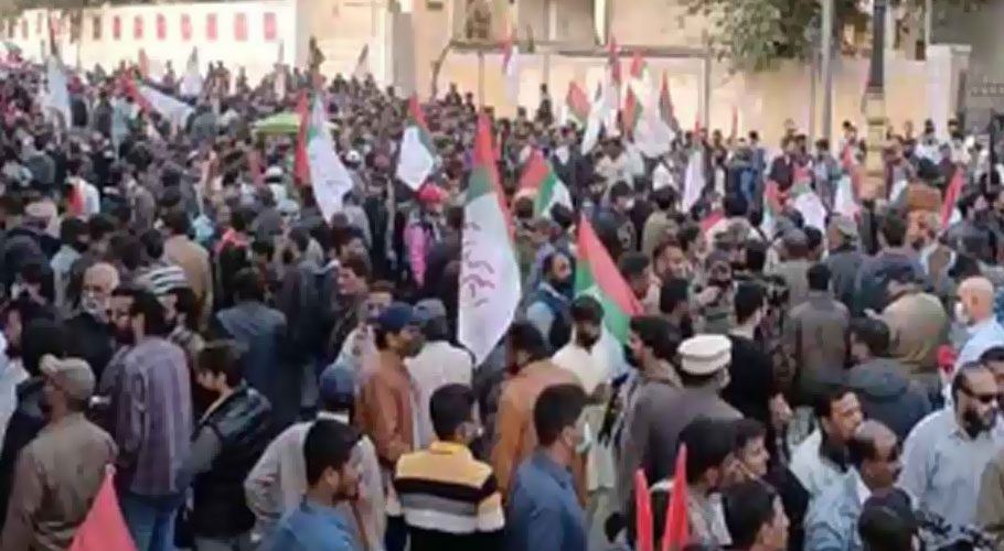 ریلی پر لاٹھی چارج اور شیلنگ، ایم کیو ایم پاکستان کا کل یوم سیاہ منانے کا فیصلہ